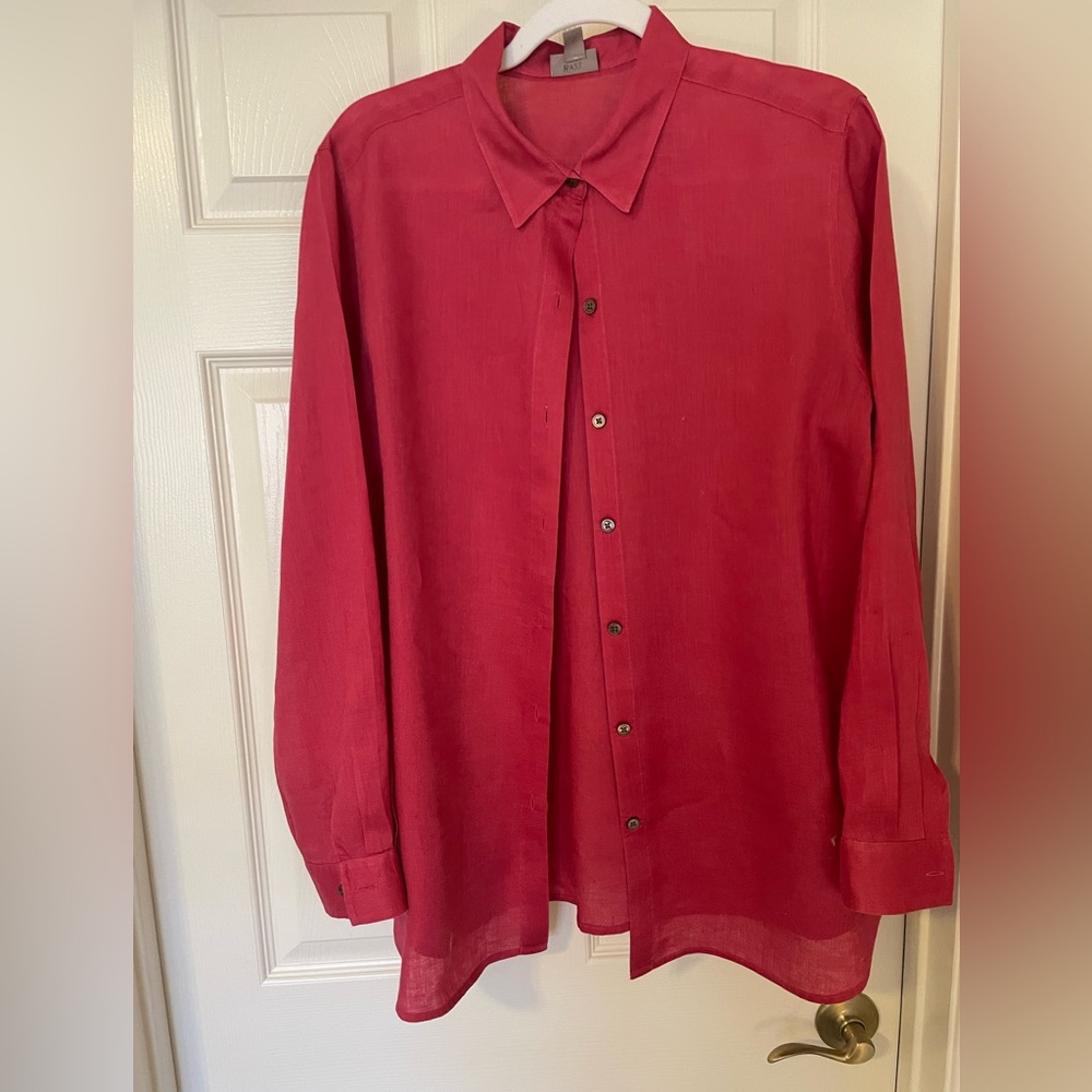 J. Jill Magenta/Pink Long Sleeve beautiful button down blouse.
